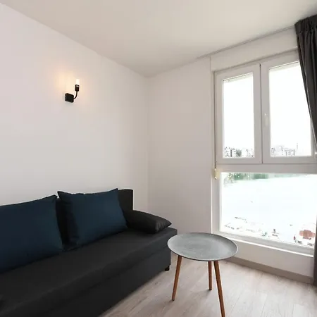 Отель Tolero 3*